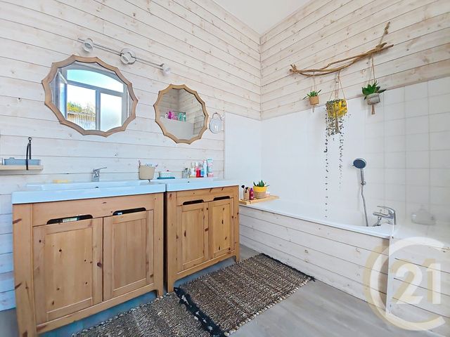 maison à vendre - 8 pièces - 199.5 m2 - BOLBEC - 76 - HAUTE-NORMANDIE - Century 21 Cabinet Mariette