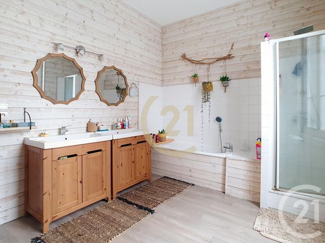 maison à vendre - 8 pièces - 199.5 m2 - BOLBEC - 76 - HAUTE-NORMANDIE - Century 21 Cabinet Mariette