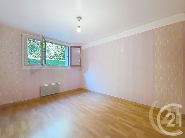 Appartement F3 à vendre - 5 pièces - 70.02 m2 - BOLBEC - 76 - HAUTE-NORMANDIE - Century 21 Cabinet Mariette