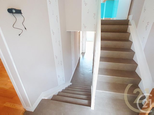 Appartement F3 à vendre - 5 pièces - 70.02 m2 - BOLBEC - 76 - HAUTE-NORMANDIE - Century 21 Cabinet Mariette