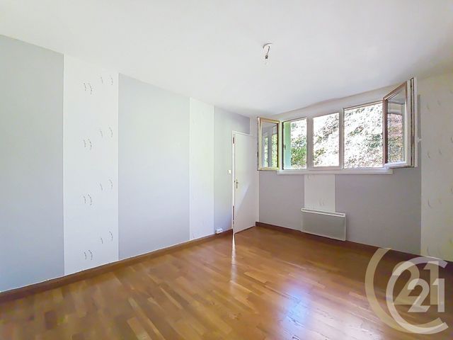 Appartement F3 à vendre - 5 pièces - 70.02 m2 - BOLBEC - 76 - HAUTE-NORMANDIE - Century 21 Cabinet Mariette