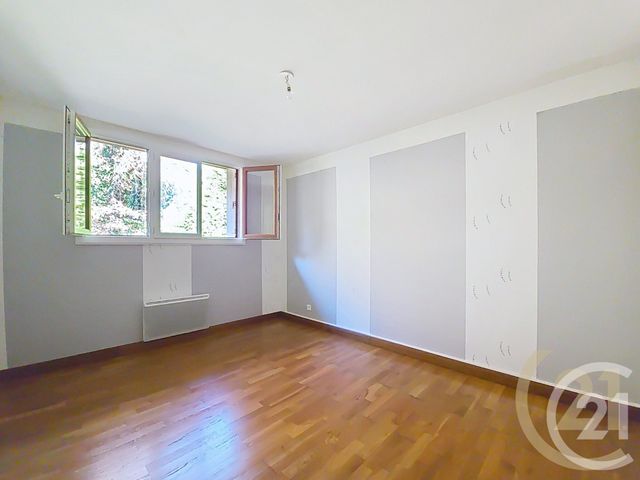 Appartement F3 à vendre - 5 pièces - 70.02 m2 - BOLBEC - 76 - HAUTE-NORMANDIE - Century 21 Cabinet Mariette