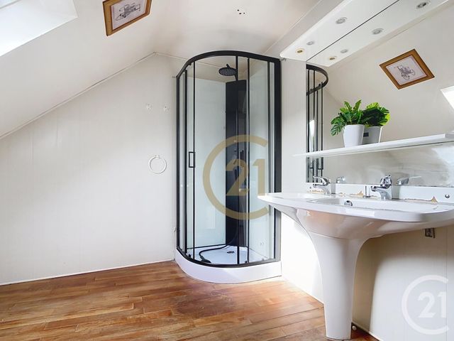 Appartement Triplex à vendre - 5 pièces - 113.68 m2 - BOLBEC - 76 - HAUTE-NORMANDIE - Century 21 Cabinet Mariette