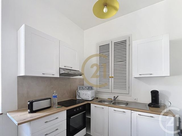 Appartement Triplex à vendre - 5 pièces - 113.68 m2 - BOLBEC - 76 - HAUTE-NORMANDIE - Century 21 Cabinet Mariette