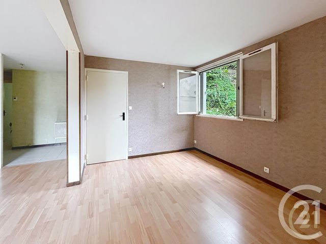 Appartement F1 à vendre - 2 pièces - 60.35 m2 - BOLBEC - 76 - HAUTE-NORMANDIE - Century 21 Cabinet Mariette