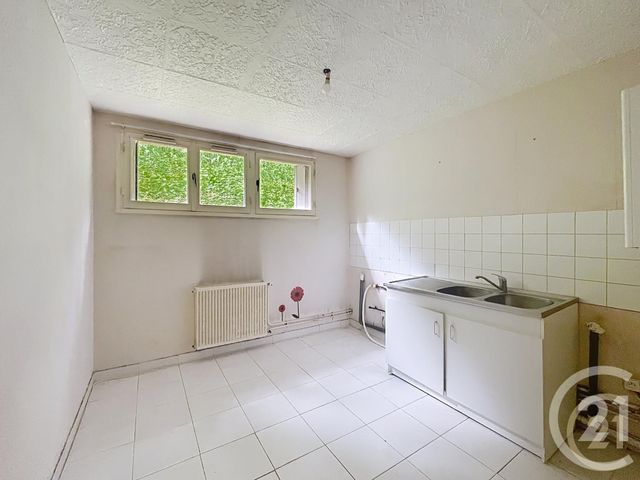 Appartement F1 à vendre - 2 pièces - 60.35 m2 - BOLBEC - 76 - HAUTE-NORMANDIE - Century 21 Cabinet Mariette