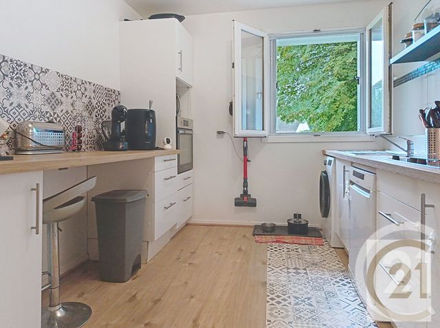Appartement F2 à vendre - 2 pièces - 59.52 m2 - LILLEBONNE - 76 - HAUTE-NORMANDIE - Century 21 Cabinet Mariette