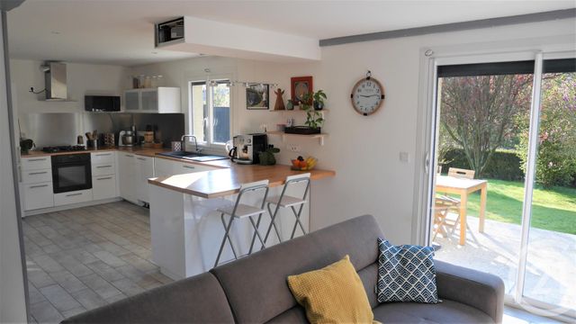 Afficher la photo en grand maison à vendre - 5 pièces - 117.0 m2 - GOMMERVILLE - 76 - HAUTE-NORMANDIE - Century 21 Cabinet Mariette