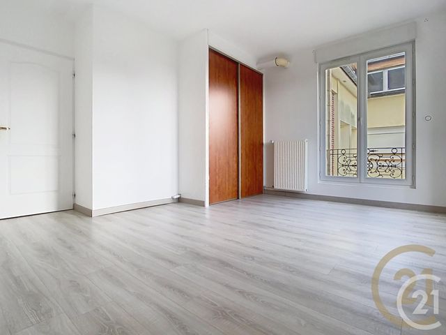 Appartement F3 à vendre - 3 pièces - 84.0 m2 - GRUCHET LE VALASSE - 76 - HAUTE-NORMANDIE - Century 21 Cabinet Mariette